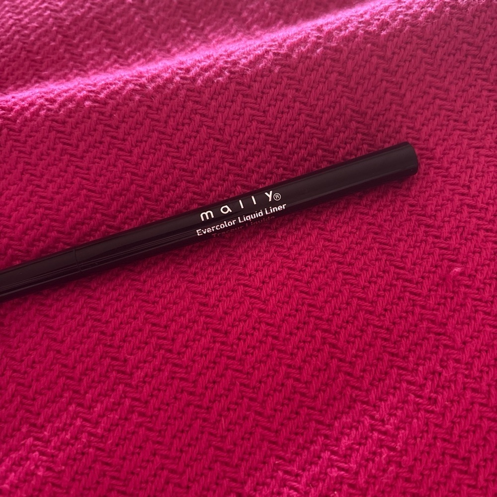 Mally Evercolor Liquid Eyeliner Black Full Size New